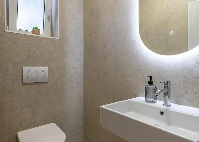 Lovely Lucia's House Apartment *