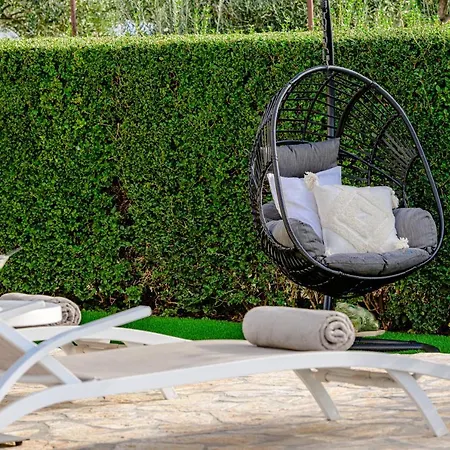 Lovely Lucia's House *