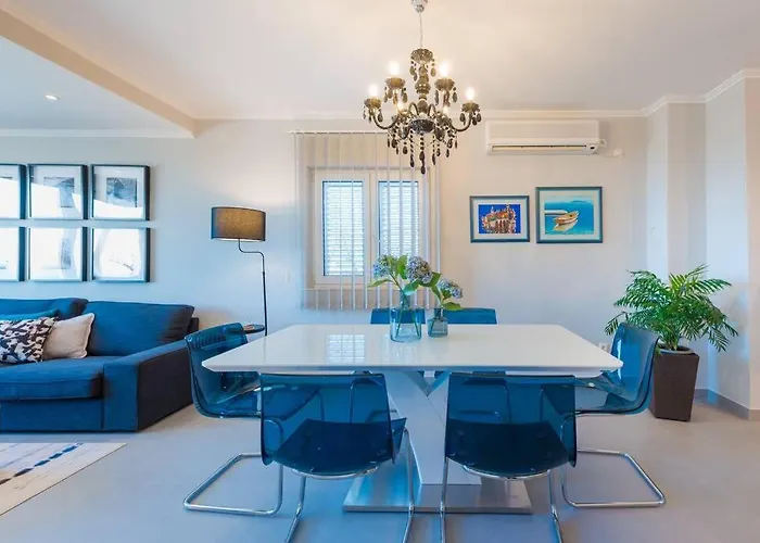 公寓 Lovely Lucia's House *