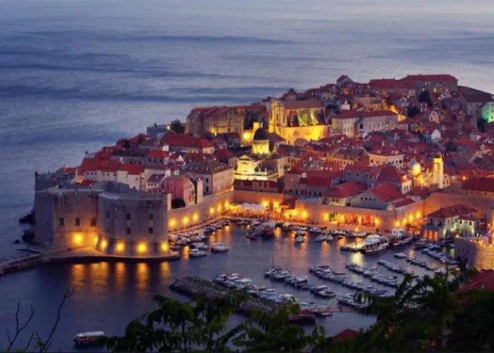 公寓 Lovely Lucia's House *