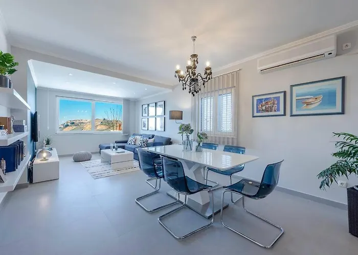 Lovely Lucia's House 公寓