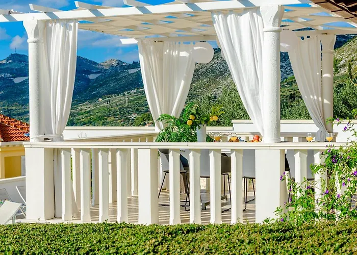 Lovely Lucia's House 公寓