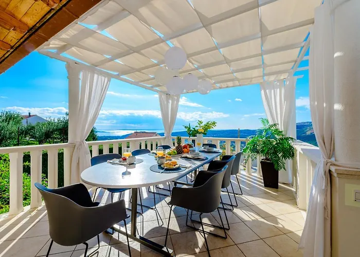 公寓 Lovely Lucia's House *