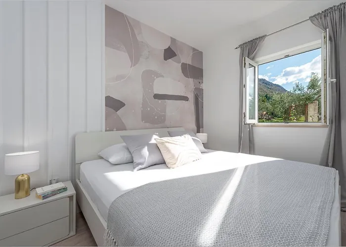 公寓 Lovely Lucia's House